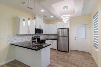 15 N 59th Ln in McAllen, TX - Building Photo - Building Photo