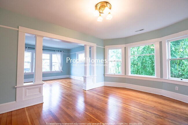 4019 NE Rodney Ave in Portland, OR - Building Photo - Building Photo