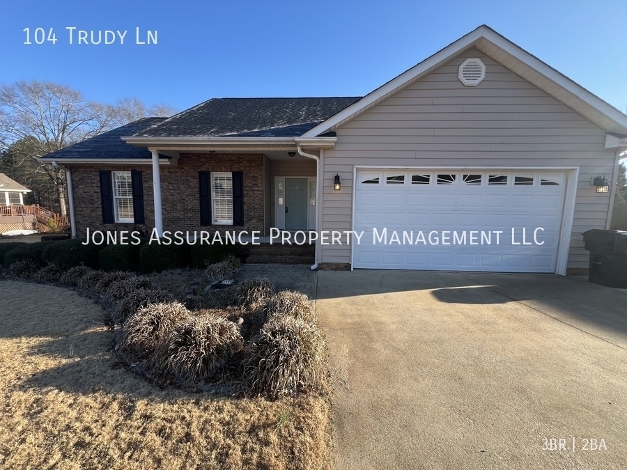 104 Trudy Ln in Anderson, SC - Building Photo