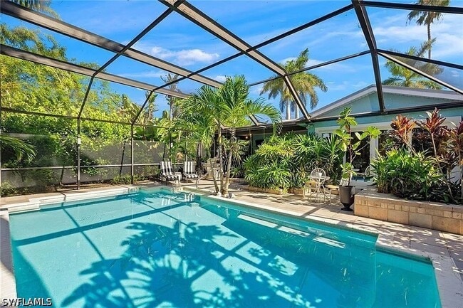 property at 792 108th Ave N