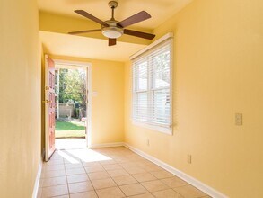 1409 Winnie St in Galveston, TX - Building Photo - Building Photo