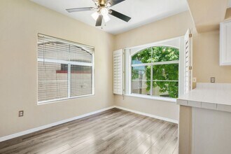 525 Indian Princess Dr in Las Vegas, NV - Building Photo - Building Photo