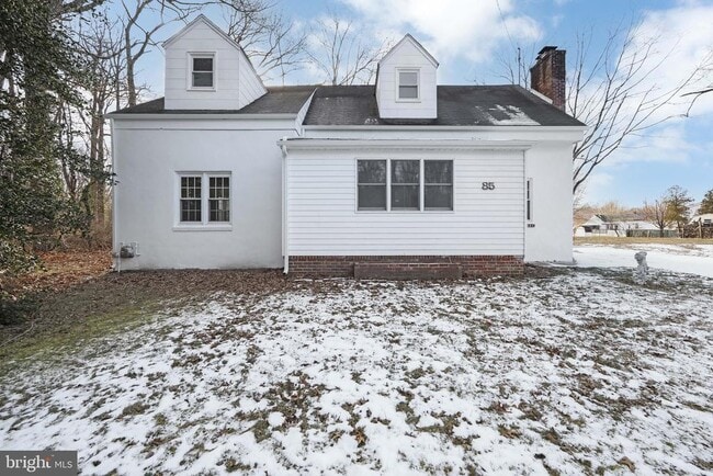 property at 85 Union St