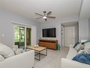 5080 Fairways Cir in Vero Beach, FL - Building Photo - Building Photo