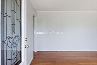 7016 Bonnalake Dr in Nashville, TN - Building Photo - Building Photo