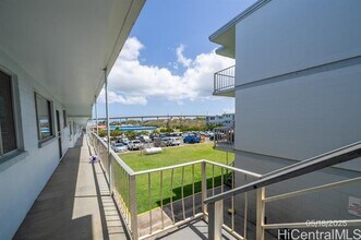 94-10 Leolua St in Waipahu, HI - Building Photo - Building Photo
