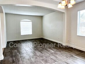 10310 Holland Rd in Riverview, FL - Building Photo - Building Photo