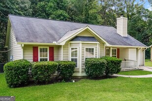 6670 South Ave in Union City, GA - Building Photo