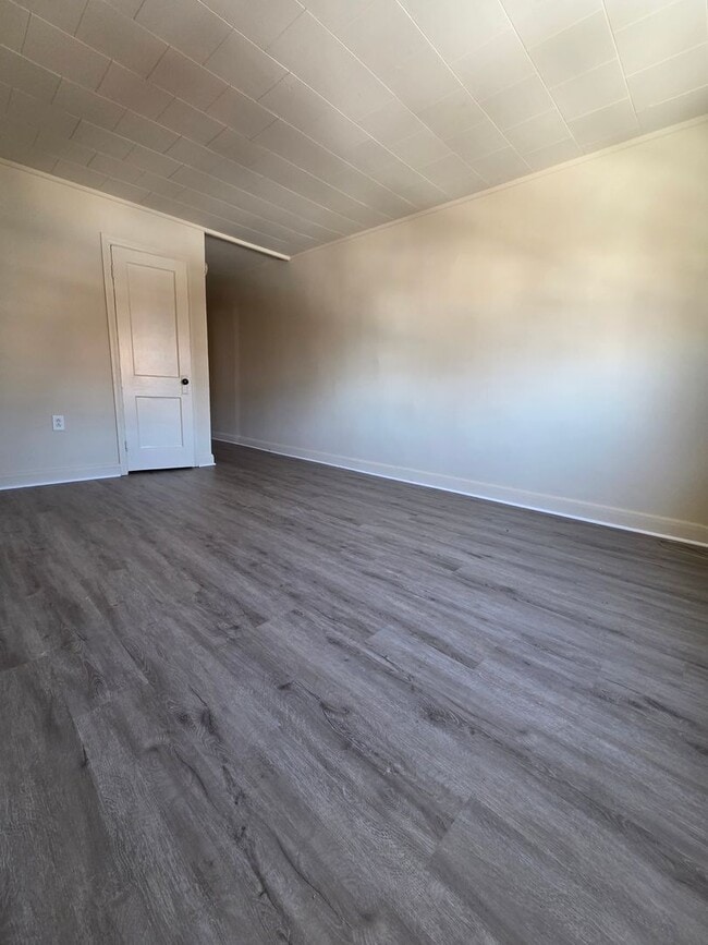 property at 3617 Everett St