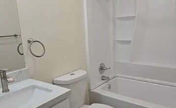 Elm View Apartments in Downey, CA - Building Photo - Building Photo