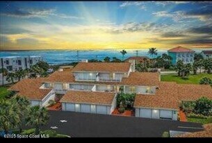 103 La Costa St in Melbourne Beach, FL - Building Photo