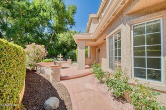 1044 Cherry Creek Cir in Westlake Village, CA - Building Photo - Building Photo