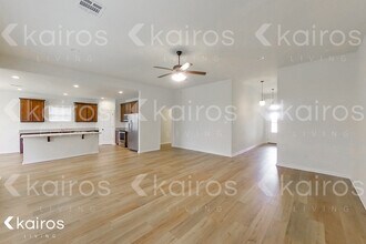 1743 Park Place Dr in Lake Charles, LA - Foto de edificio - Building Photo