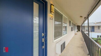 Foothill Manor in La Mesa, CA - Building Photo - Interior Photo