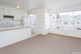 590 2nd Ave in San Francisco, CA - Building Photo