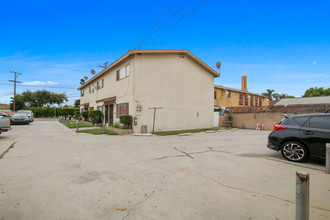 7549 Jaboneria Rd in Bell Gardens, CA - Building Photo - Building Photo