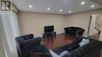 1378 Everton St in Pickering, ON - Building Photo - Building Photo