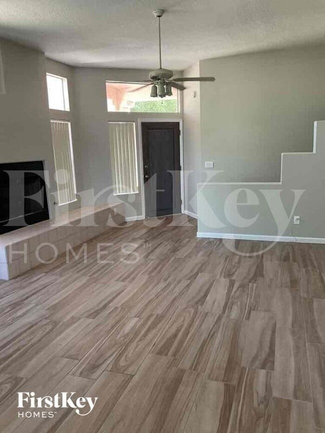805 N Posthole Ln in Tucson, AZ - Building Photo - Building Photo