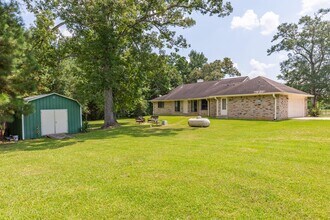 10 Co Rd 2097 in Liberty, TX - Building Photo - Building Photo