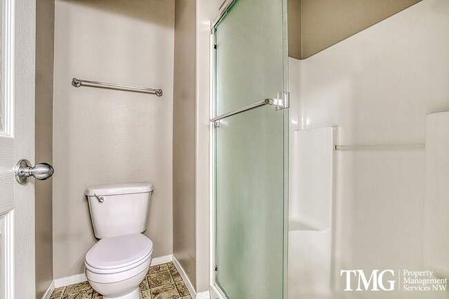 1485 NE Alexandria Pl in Hillsboro, OR - Building Photo - Building Photo