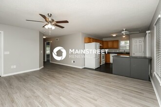 12510 Oak Point in Platte City, MO - Building Photo - Building Photo