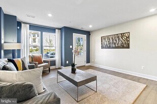 3427 WHIPPETT Way in Hyattsville, MD - Building Photo