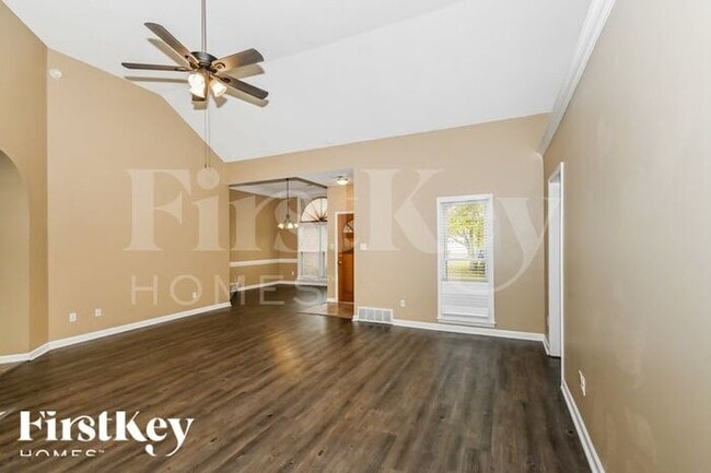 844 Tropicana Dr E in Memphis, TN - Building Photo - Building Photo