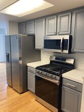 13516 Apricot St, Unit 9209 in Tustin, CA - Building Photo - Building Photo