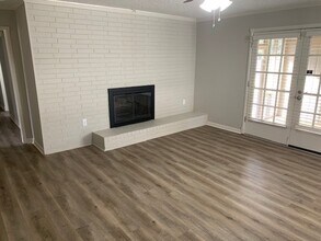 8050 Neshoba Rd in Germantown, TN - Building Photo - Building Photo