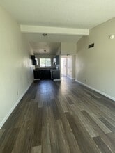 866 Barandal Dr in El Paso, TX - Building Photo - Building Photo
