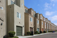 Chollas Creek in San Diego, CA - Foto de edificio - Building Photo