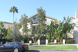 954 15th St in Santa Monica, CA - Building Photo - Primary Photo