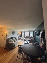 242 Glenbrook Rd in Stamford, CT - Building Photo - Building Photo