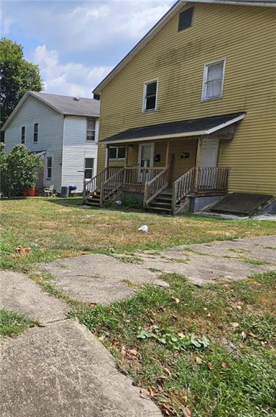 property at 118 15th St