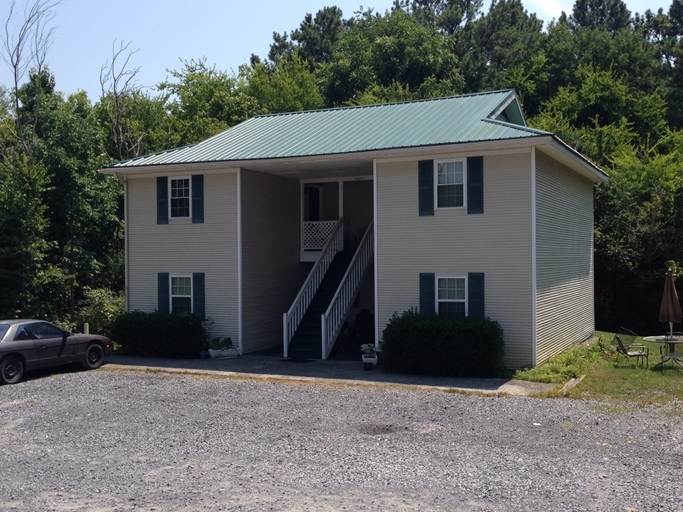 Walker Quads in Dalton, GA - Building Photo