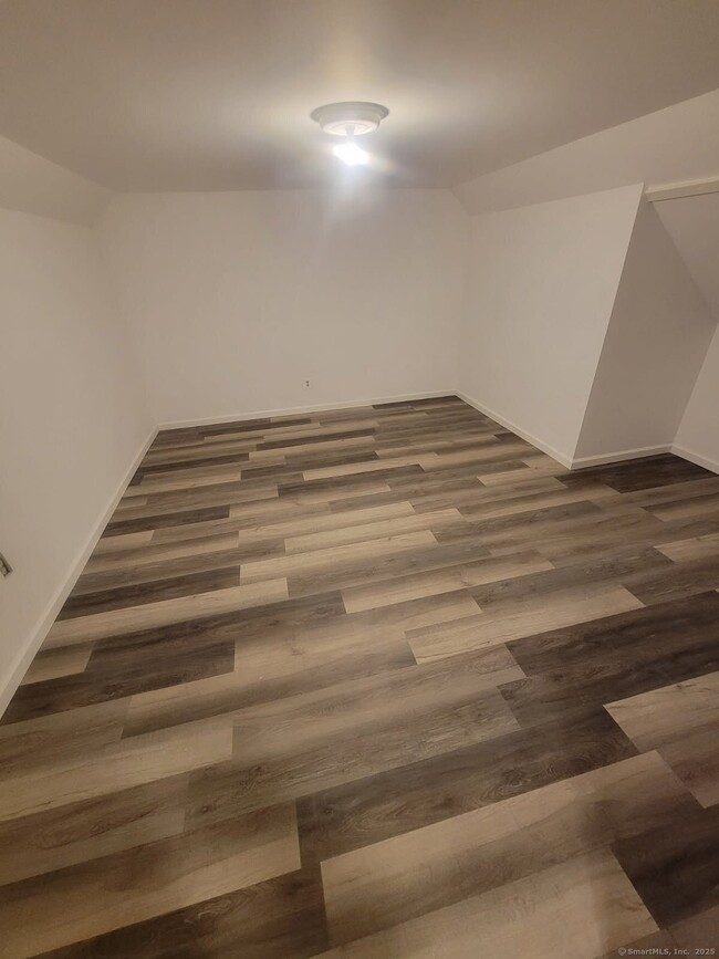 43 Webb Terrace in Ansonia, CT - Building Photo - Building Photo