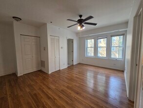 4425 N Lawndale Ave in Chicago, IL - Building Photo - Building Photo