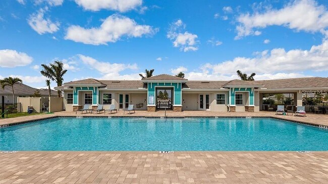419 Ibiza Lp in Venice, FL - Building Photo - Building Photo