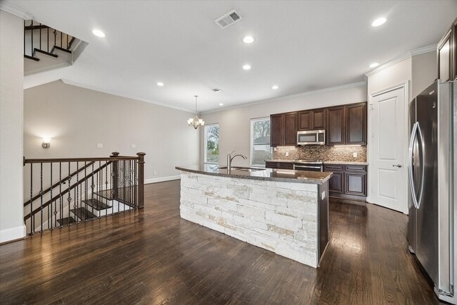 1105 E 27th St in Houston, TX - Building Photo - Building Photo