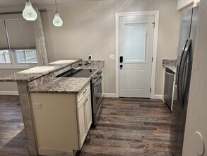 1728 Taylor St in Davenport, IA - Foto de edificio - Building Photo