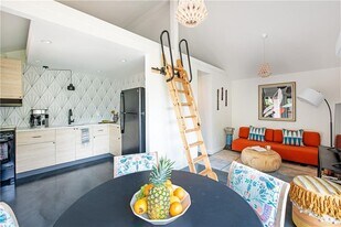 1044 Manigault St SE in Atlanta, GA - Building Photo