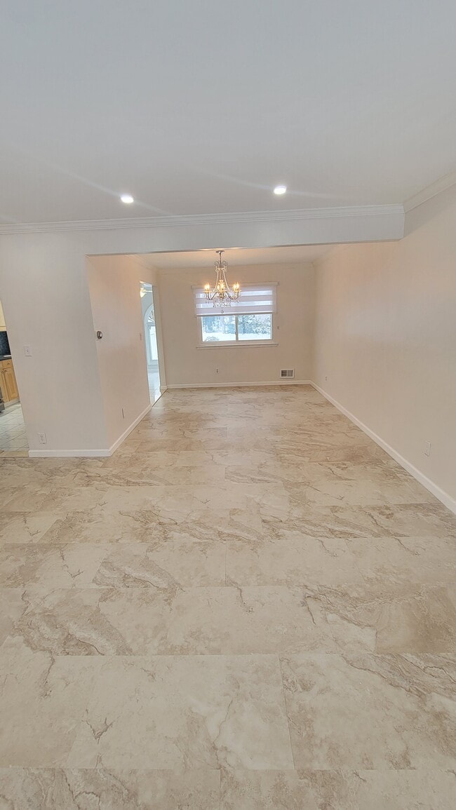 15 Windsor Rd in Wall Township, NJ - Building Photo - Building Photo