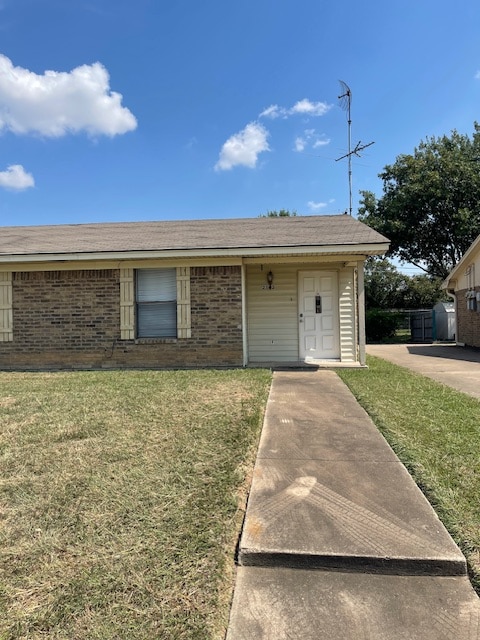 property at 2502 Comanche Trail