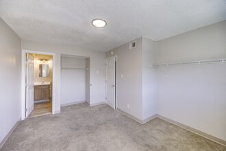 Sunset Village Apartments in Cleveland, MS - Building Photo - Building Photo