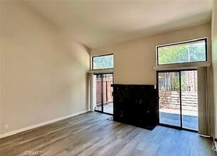 10022 Reseda Blvd in Northridge, CA - Building Photo - Building Photo