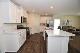 27 Grand Par Ct in Bunnell, FL - Building Photo - Building Photo