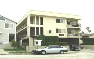 129 N Cabrillo Ave Apartments