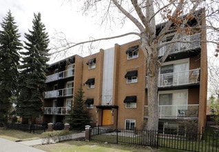 Chinook in Calgary, AB - Building Photo - Building Photo