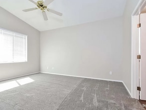 3505 Round Valley Way in Las Vegas, NV - Building Photo - Building Photo