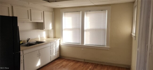 3943-3947-3947 Riley Ave in Struthers, OH - Building Photo - Building Photo